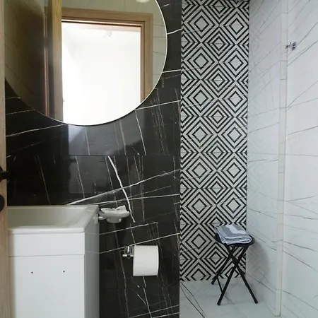 Isavella's Under The Castle