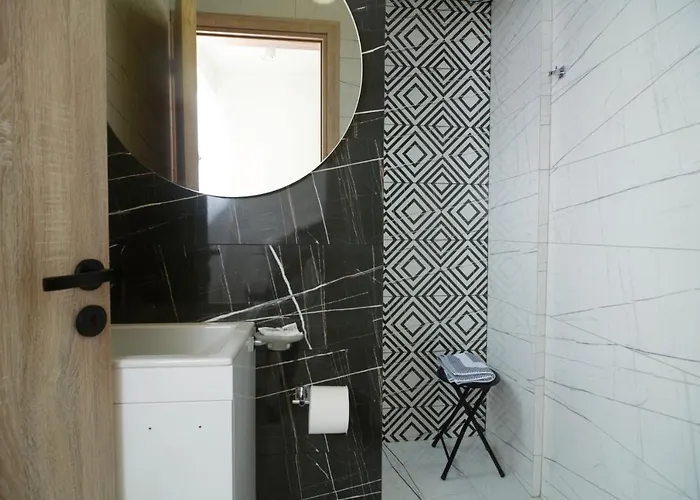 Isavella's Under The Castle