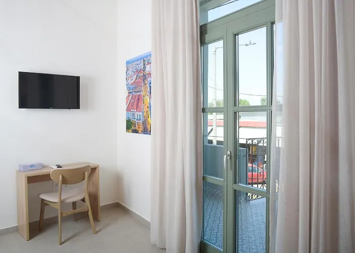 Isavella's Under The Castle