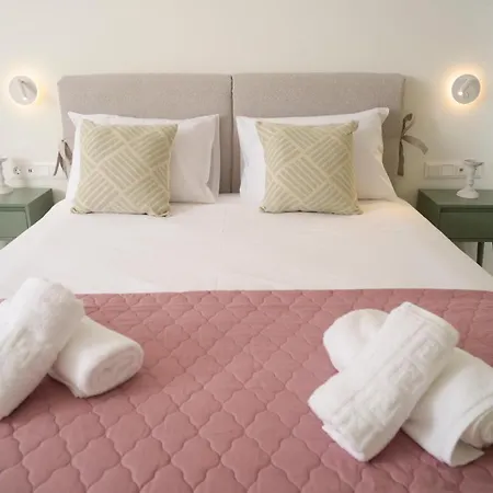 Isavella's Under The Castle Апартаменты