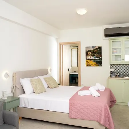 Isavella's Under The Castle *