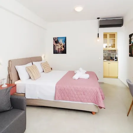 Isavella's Under The Castle Каламата