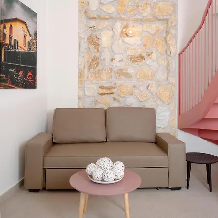 Апартаменты Isavella's Under The Castle