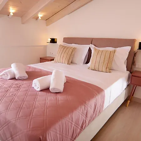 Apartamento Isavella's Under The Castle Kalamata