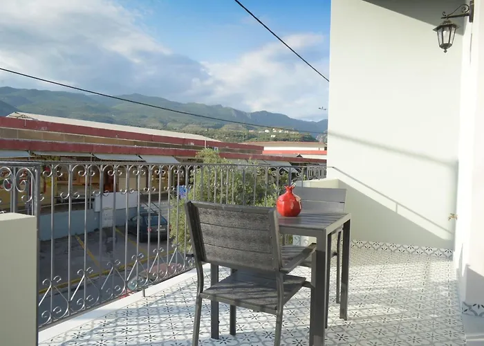 Isavella's Under The Castle