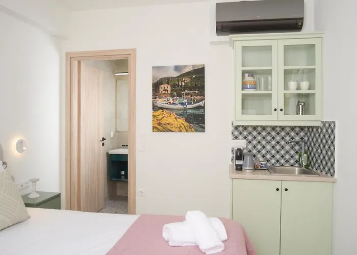 Isavella's Under The Castle *