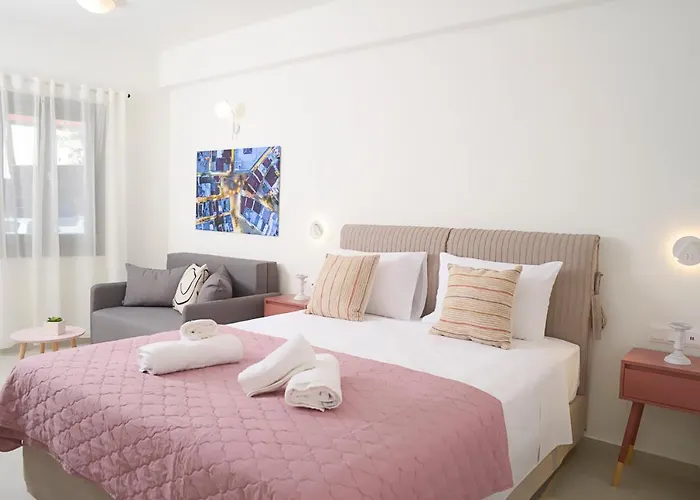 Isavella's Under The Castle Apartment Kalamata