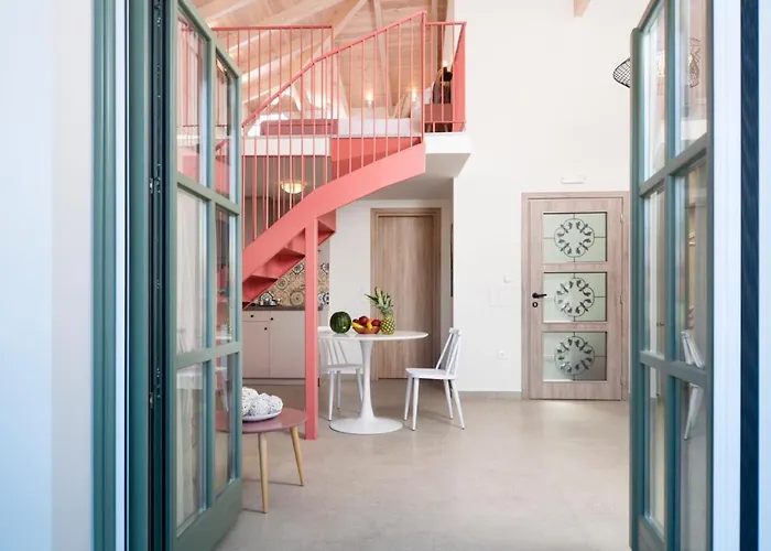 Isavella's Under The Castle Appartement Kalamata