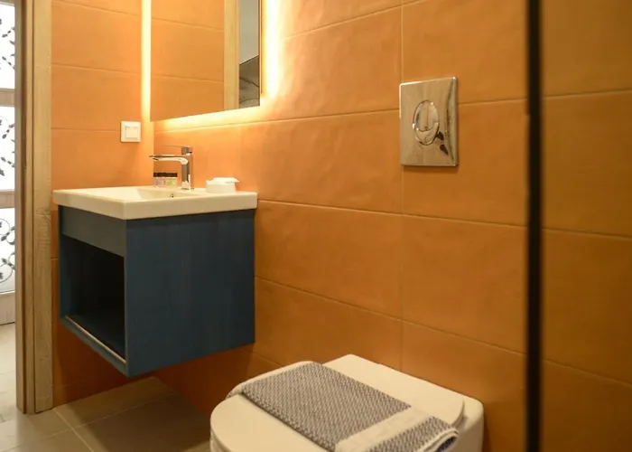 Isavella's Under The Castle *