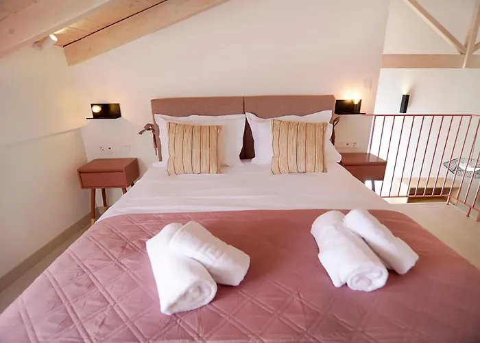 Isavella's Under The Castle * Kalamata